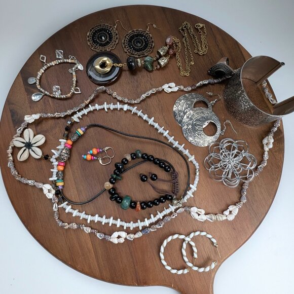 Vintage to Now Jewelry Lot - Boho Beach - Picture 2 of 8